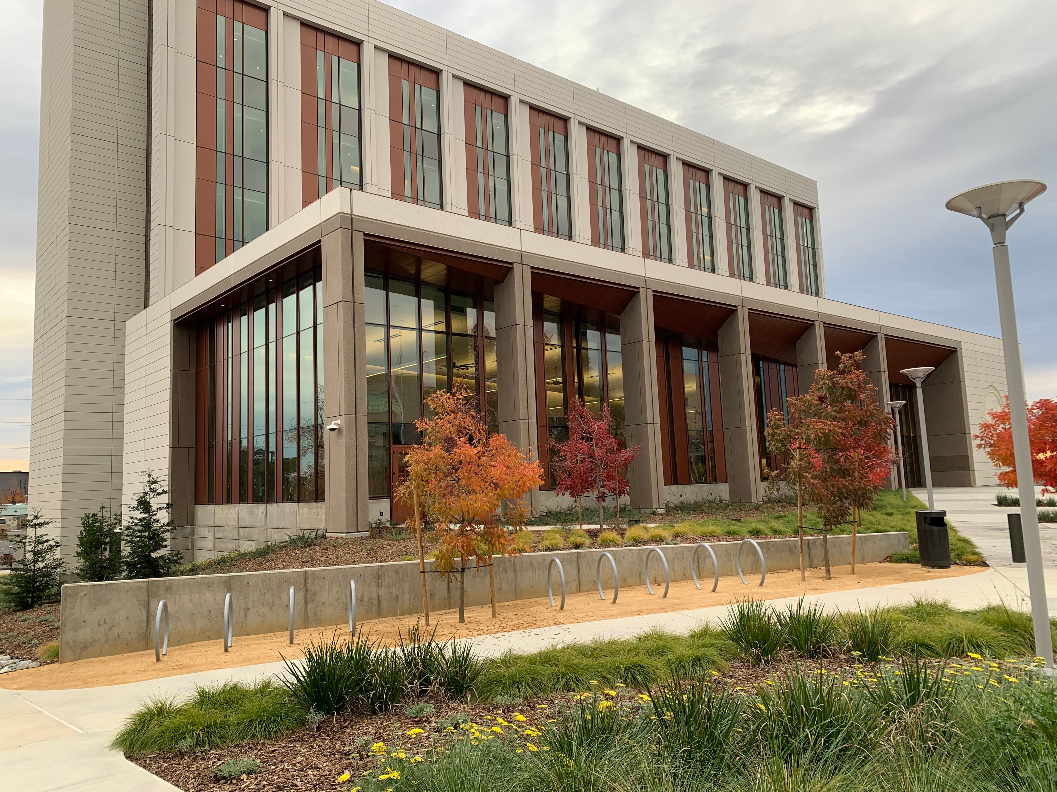 Exterior view of courthouse building showing the main entrance.